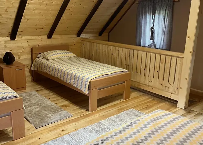 Za Porodicu شقة موكرا غورا