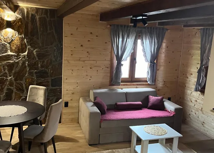 Za Porodicu شقة موكرا غورا